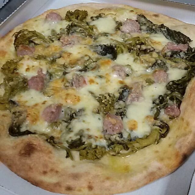 Ecco la Nostra Novità! Pizza #Friarielli ?? Secondo la tradizione Napoletana