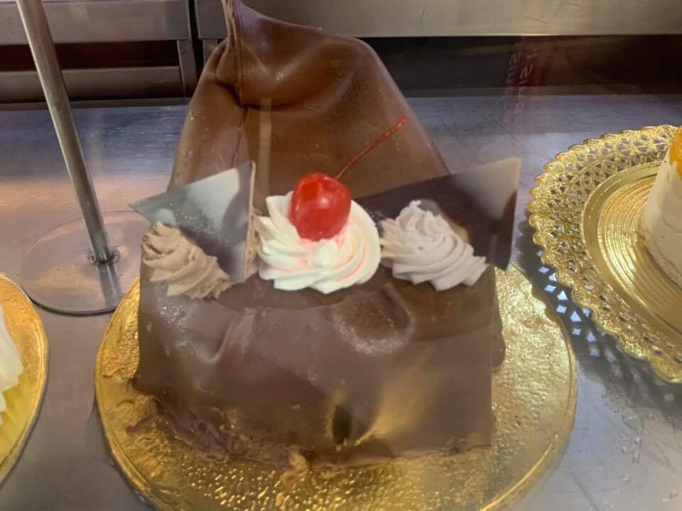 Tarta Mousse de Chocolate con cobertura de chocolate belga