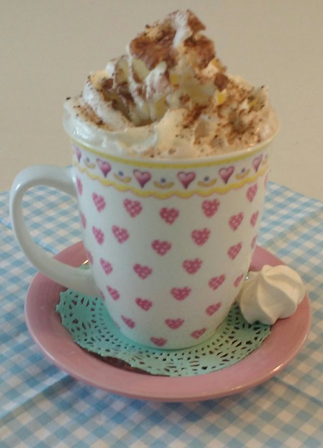 heißer Kaba mit Sahne