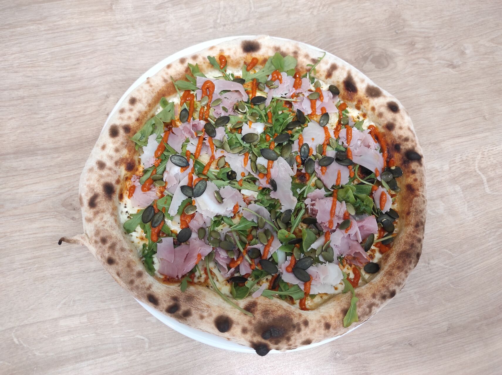 Voici La Rossita, c'est la pizza fraiche du moment !!
