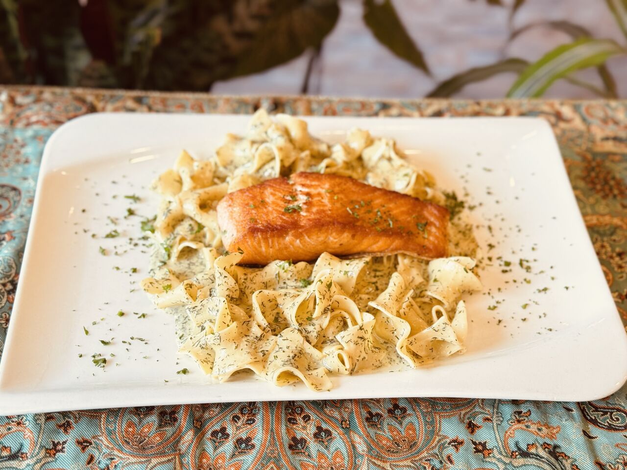 Lachs mit Dillrahm Nudeln 