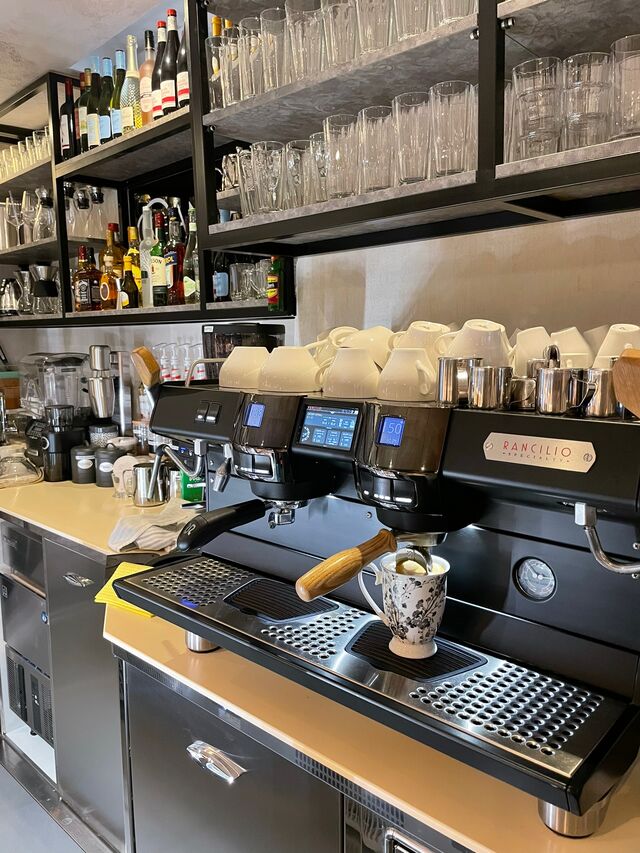 Wir bieten Ihnen alle Arten an leckerem Kaffee.