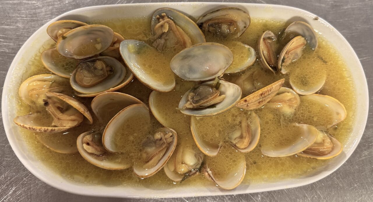 Almejas a la marinera (por encargo)