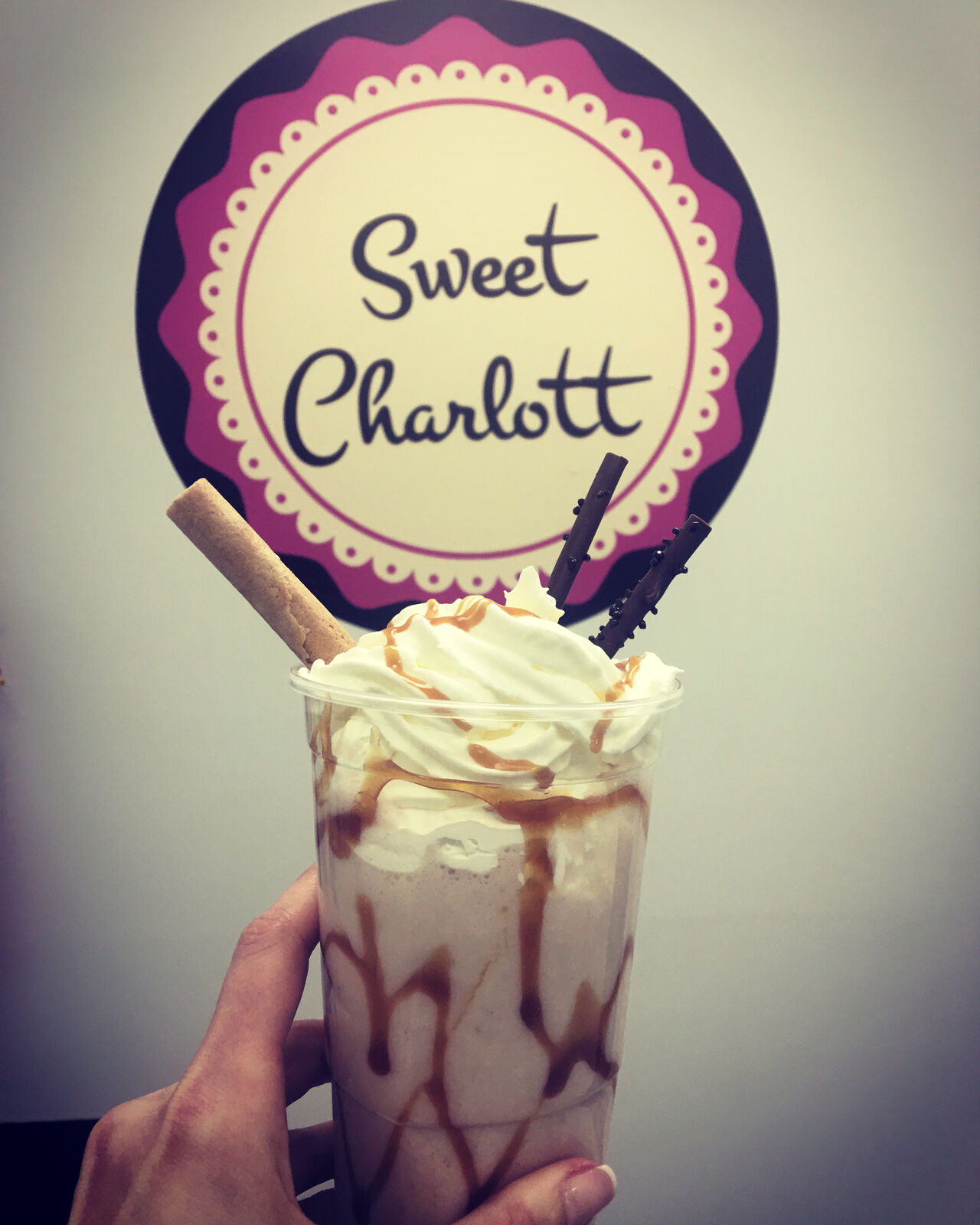 *BATIDO DE FRUTA NATURAL*
De Fresa, Plátano y Toffe.