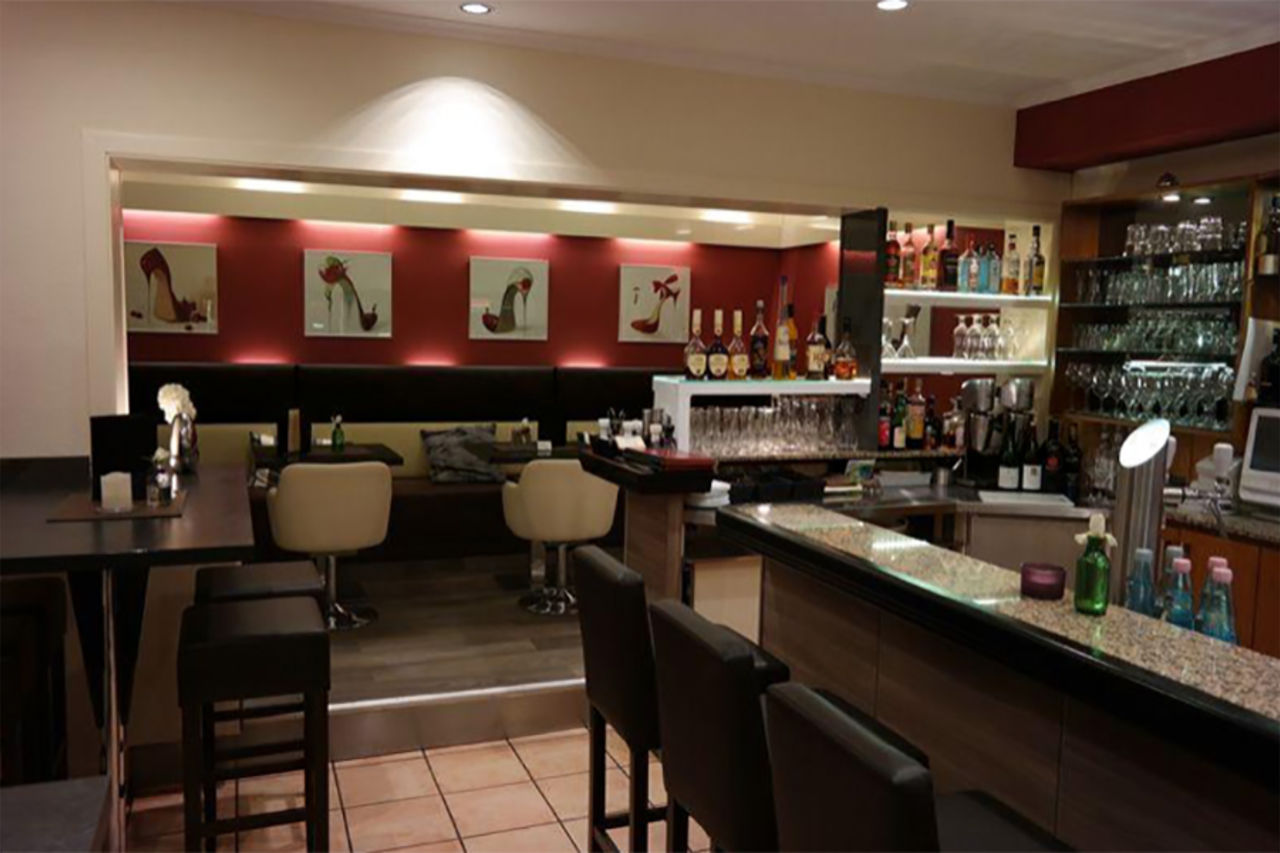 Lounge-Bar