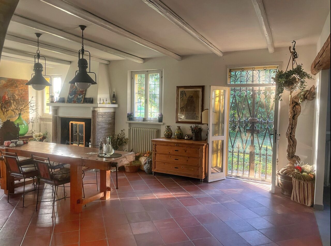 Breakfast Room - interior