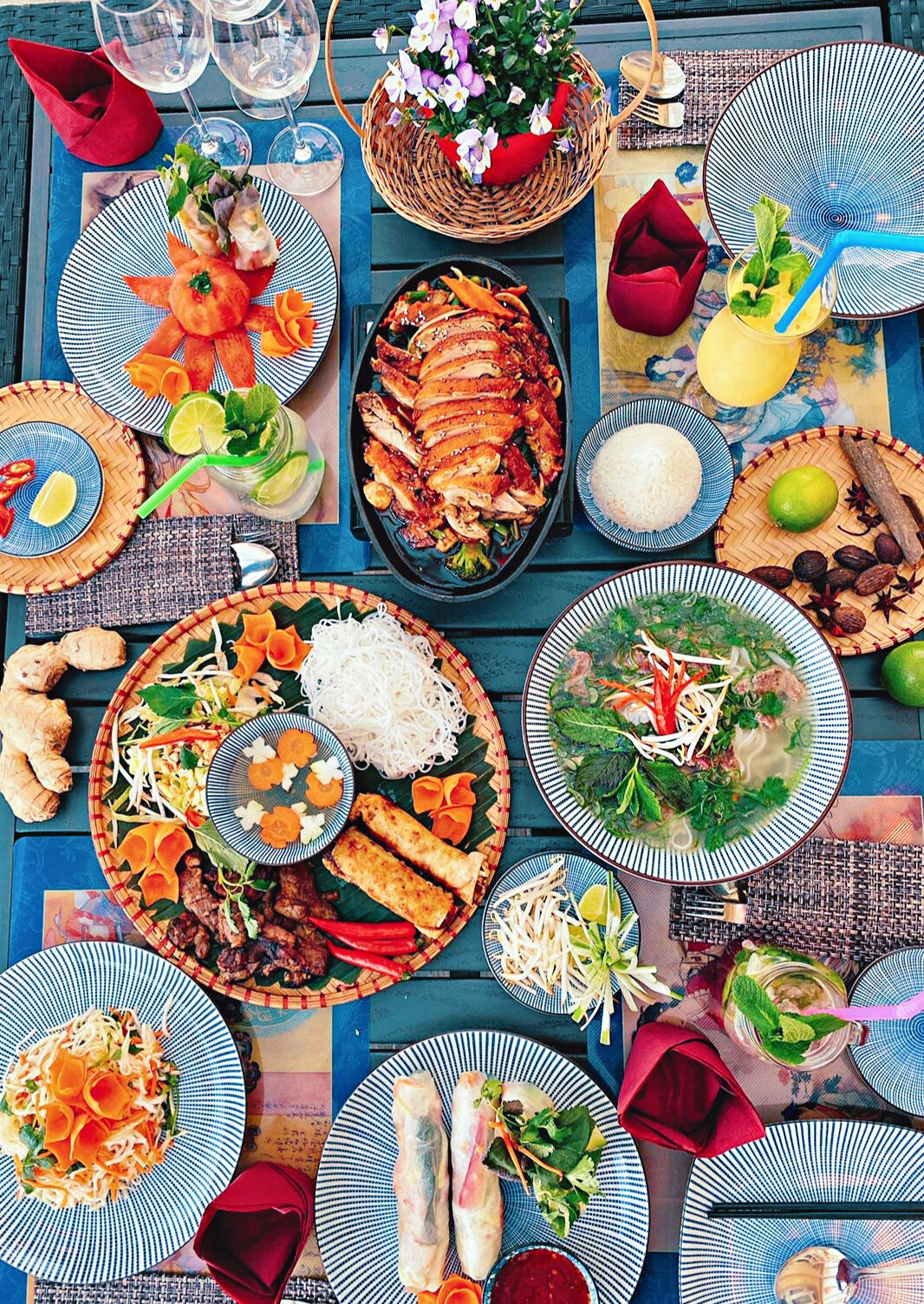 Alle Essen sie können einfach nur bestellen, wir liefern kostenlos zu ihnen nach Hause!!