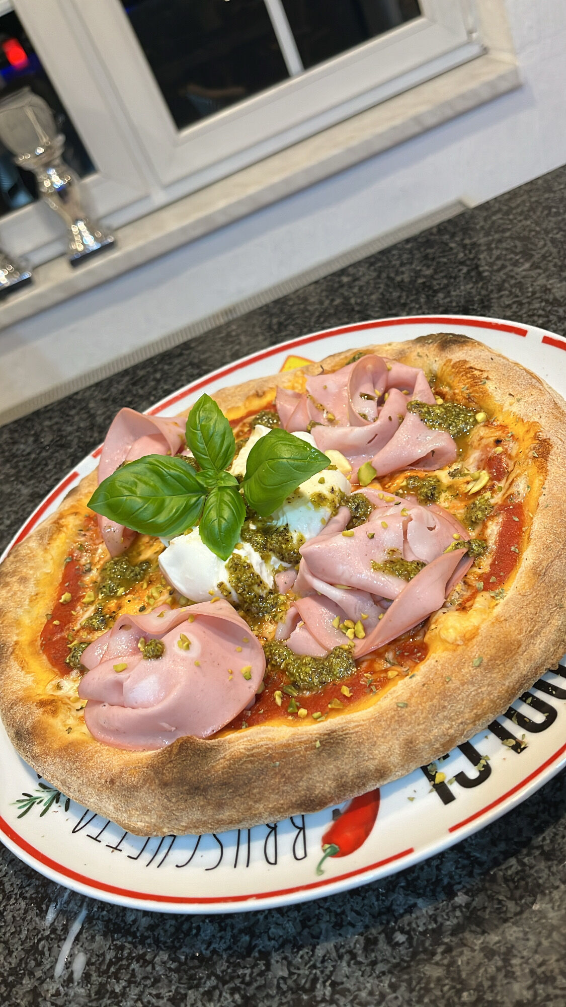 Pizza Mortadella 