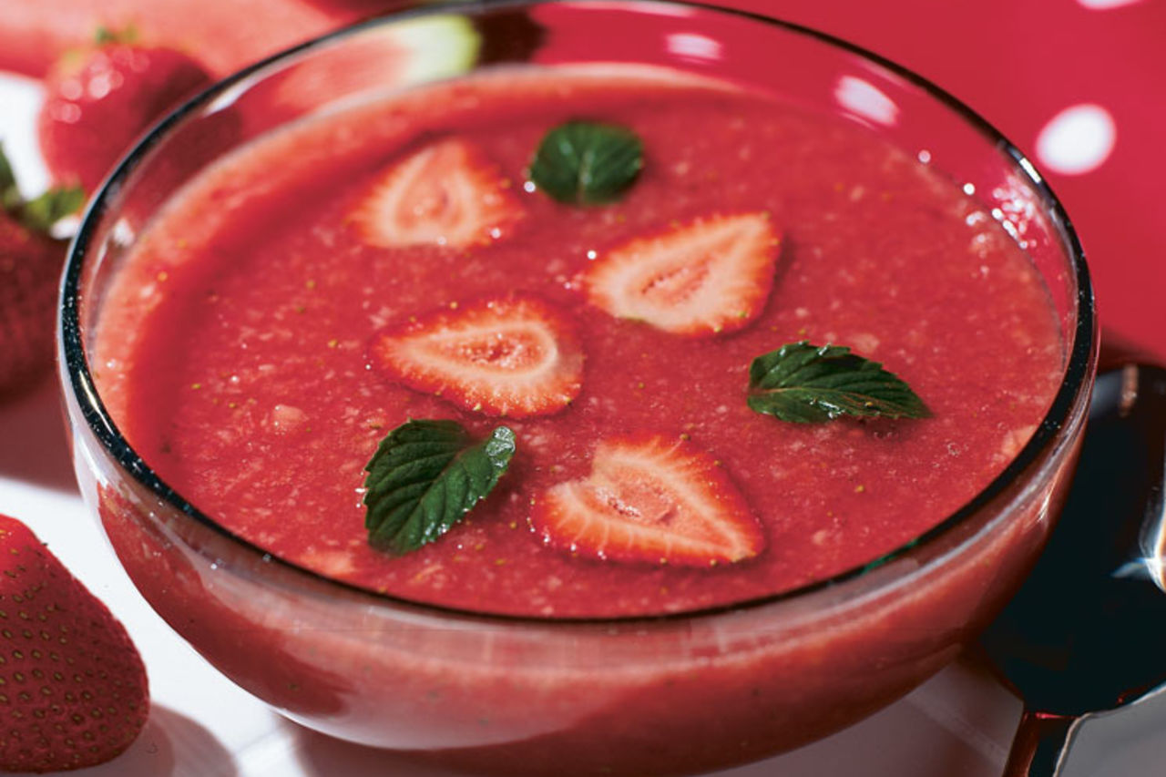 LETNÍ NÁLADA VYŽADUJE LEHKÁ SVĚŽÍ JÍDLA