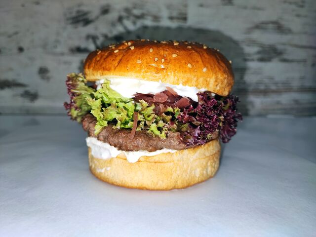 hovädzí NIVA burger