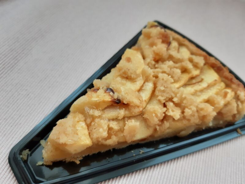 Tarte pomme crumble avec pâte sablée pur beurre faite maison. 