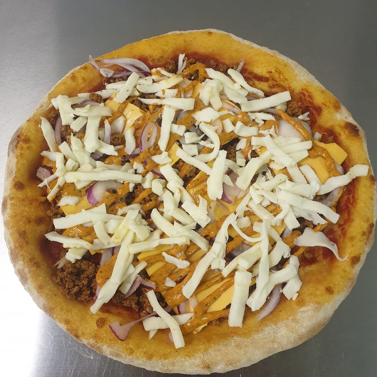 La pizza toute fraiche