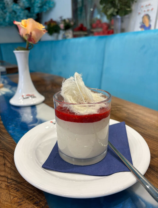 Fereni, Reismehlpudding mit Rosenwasser