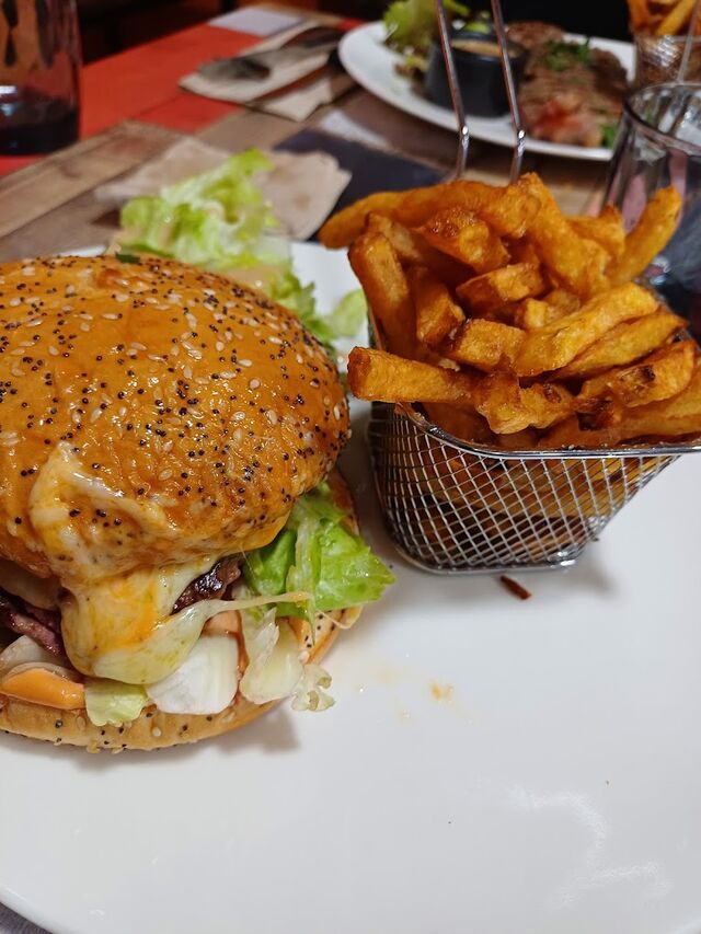 restaurant mala neva la hague