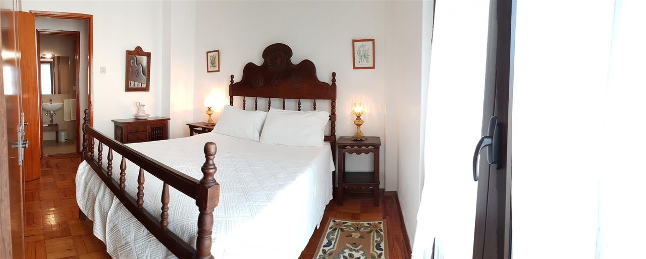 Quarto em estilo clássico