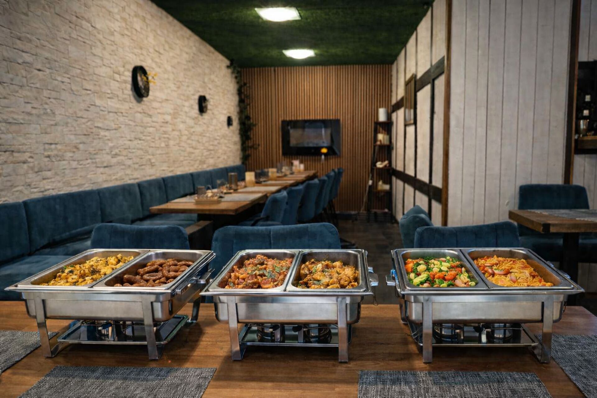 Donnerstags ist Buffetabend !