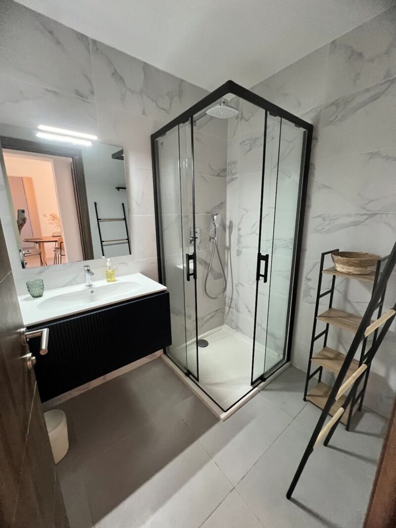 SALLE DE BAIN 1