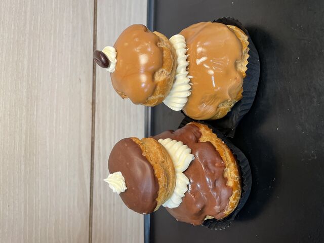 Religieuse café ou chocolat