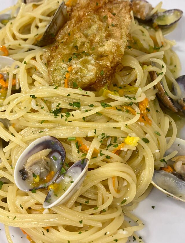 Spaghetto arselle e fiori di zucca