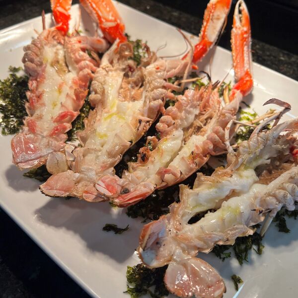 Cigala tronco a la brasa