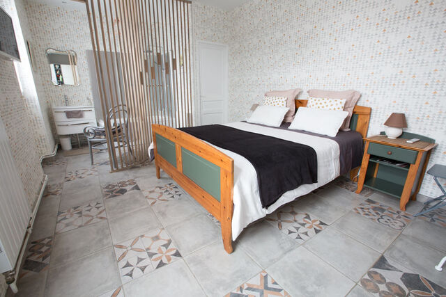 Chambre double 1er étage avec baignoire
