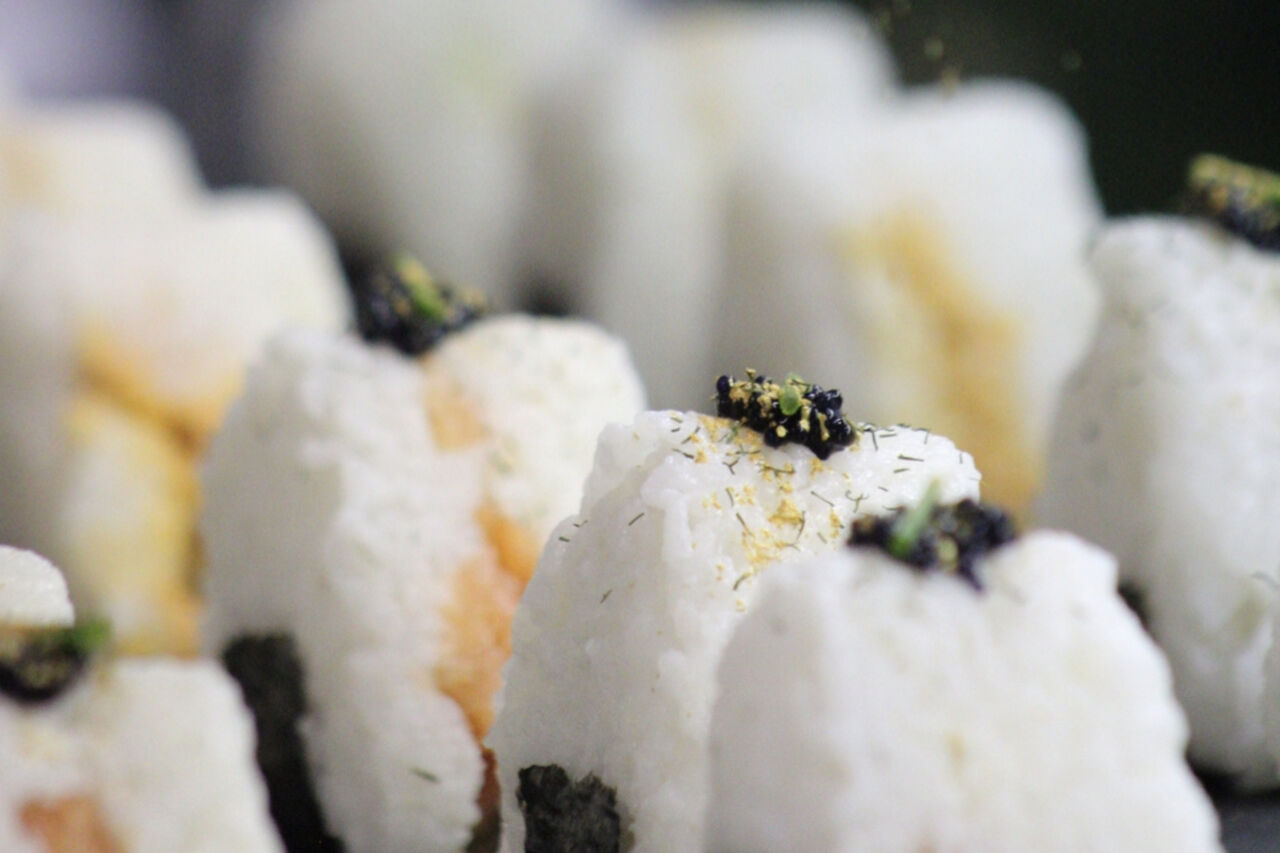 Des onigiris au buffet de votre événement ? 🍙