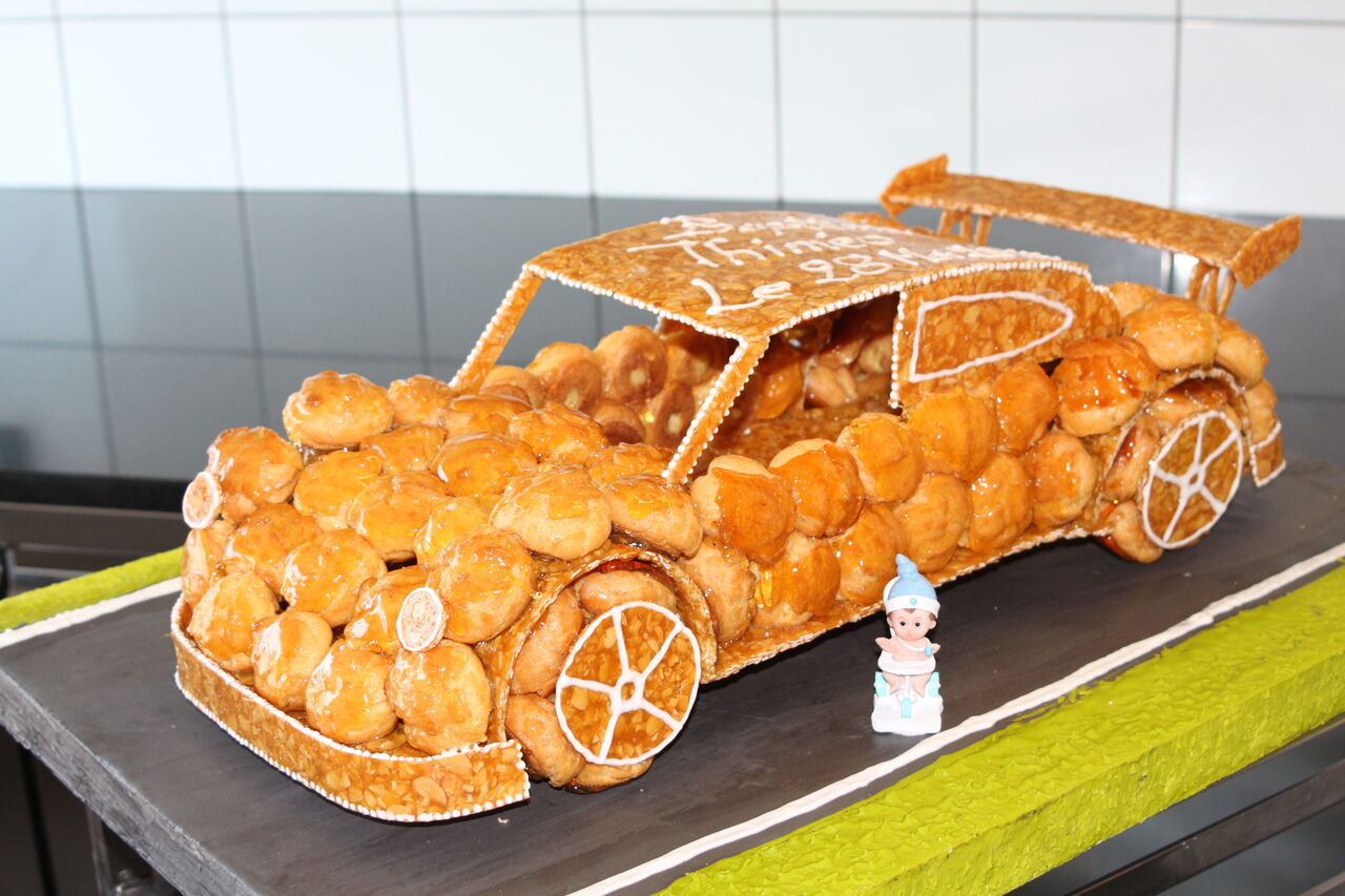 réalisation d'une porsche pour un baptême