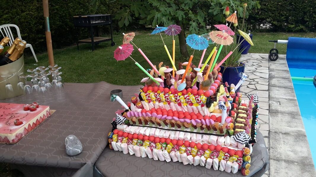 Château magique de bonbons - 3,50€ la part