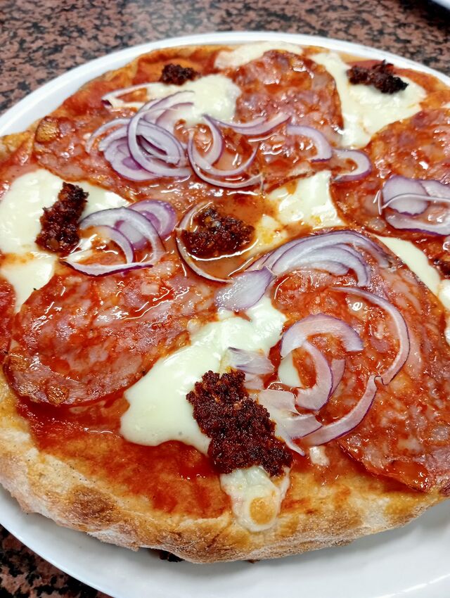 Pizza Aurora con 'Nduia