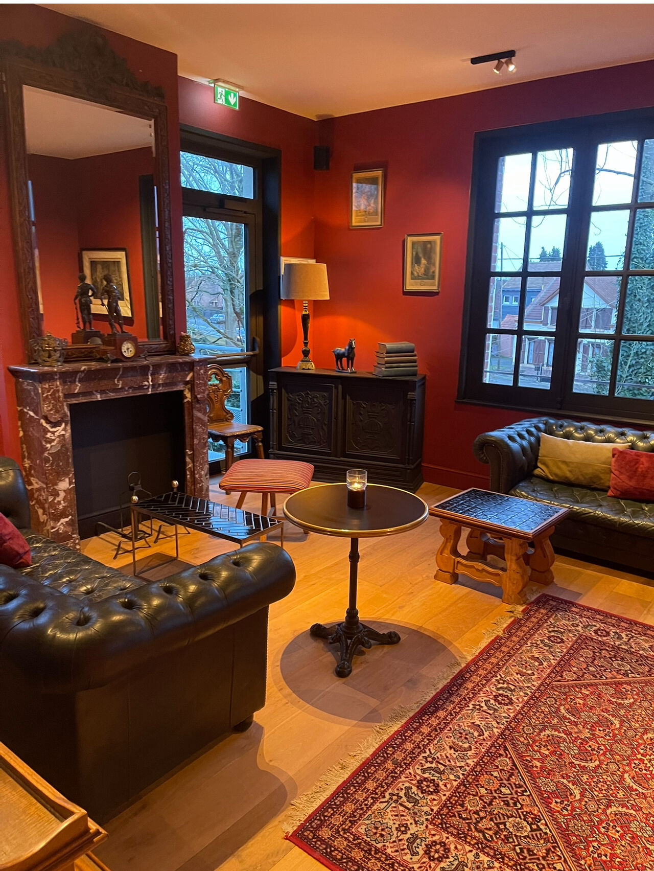 Bar à vins ( étage )