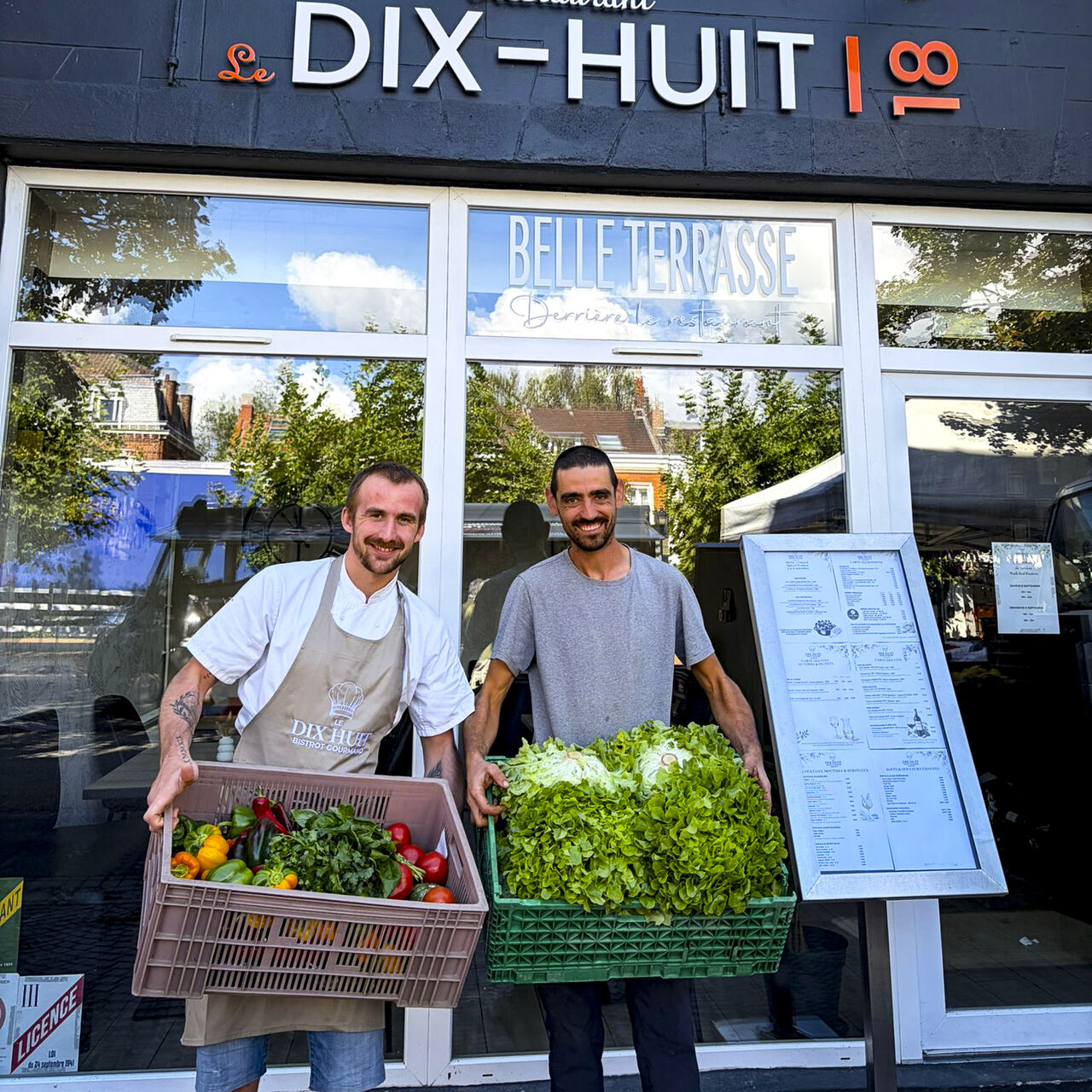 🌱Le bon produit commence ici, dans les mains de ceux qui le cultivent avec passion !
