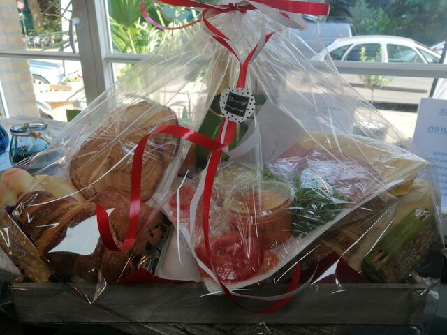 Luxe ontbijt mand 30.00€/pp