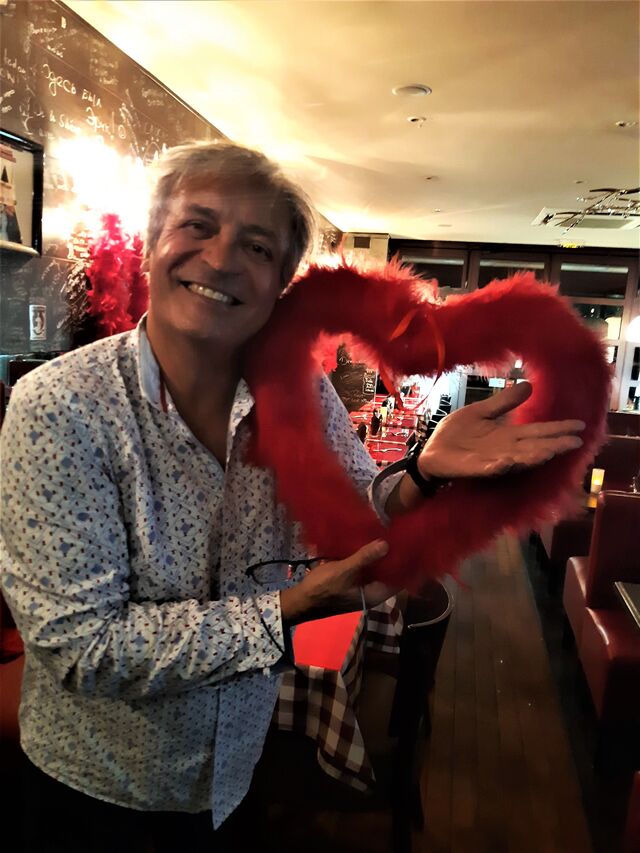 Tous les jours ,nous sommes dans l'amour ....