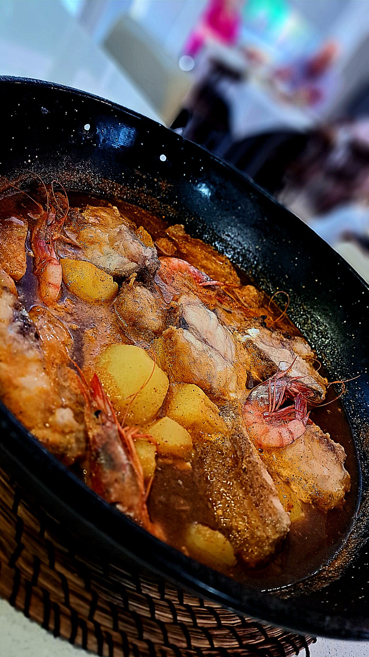 Sugerencias Moon. Suquet de rape y gamba roja.