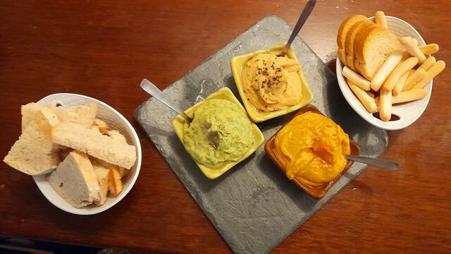 Tris de hummus