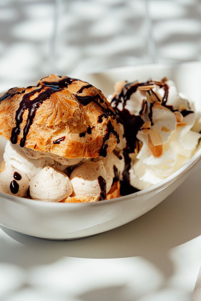 Profiteroles