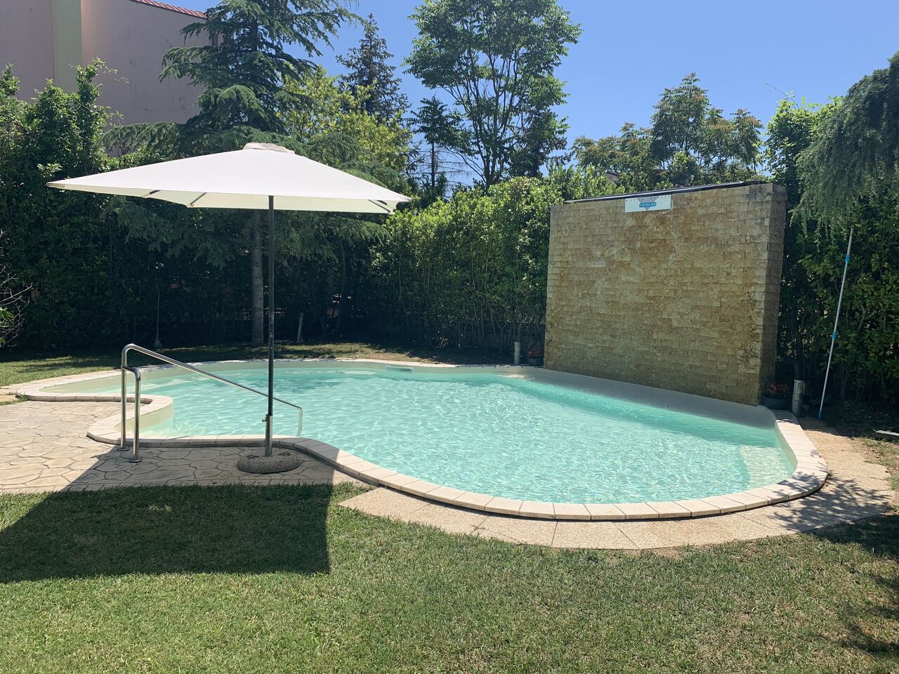 Piscina idromassaggio 