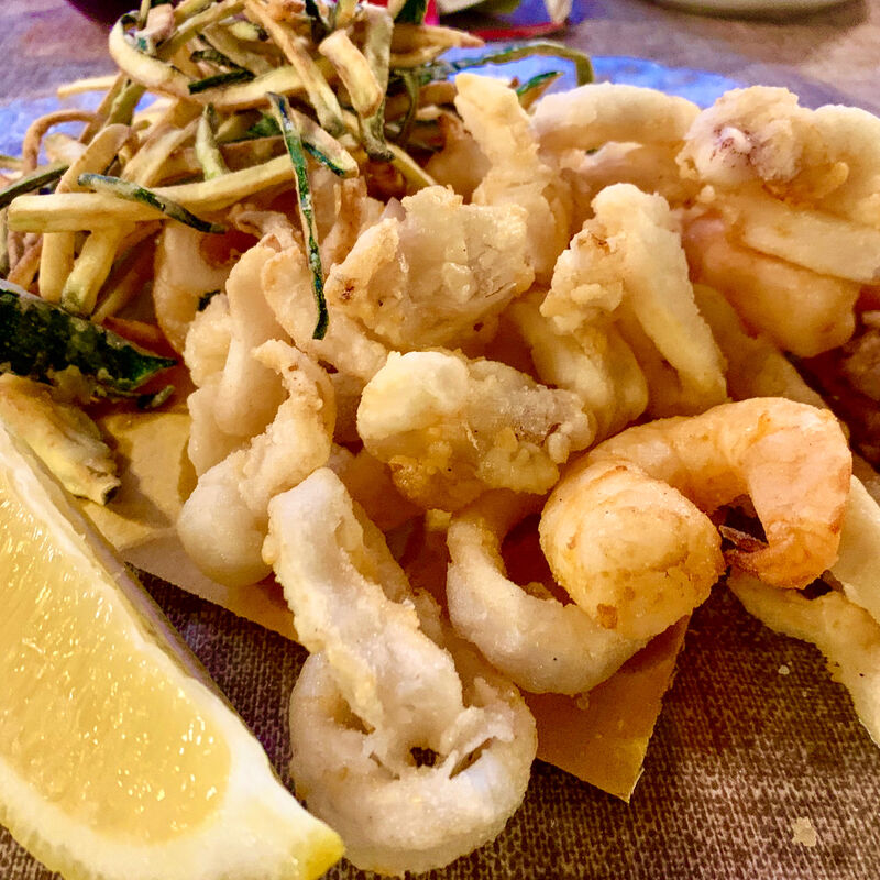 Fritto di pesce e zucchine 