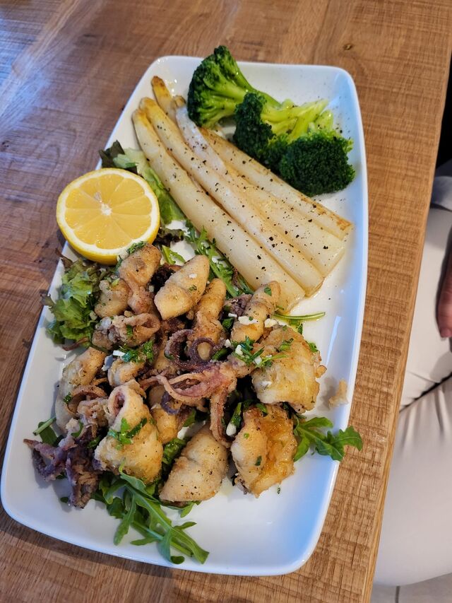 Baby calamari mit Spagel