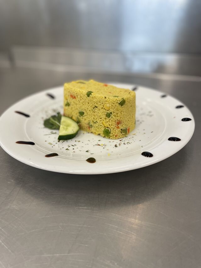 Curry Couscous mit buntem Gemüse 