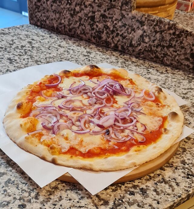 Pizza tonno e cipolla