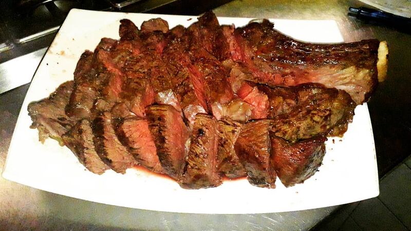 ?Rien que pour vous... :
? Carré de côte de bœuf
Aubrac ? 7€/100g