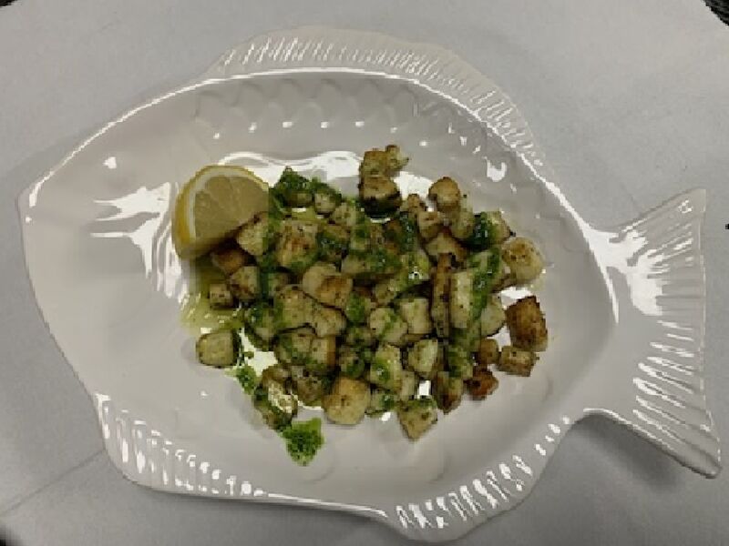 Tapas de lamelles d'encornet en persillade