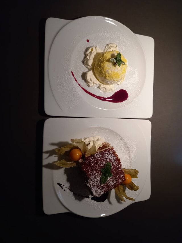 Tartufo al limone und hausgemachtes Tiramisù 