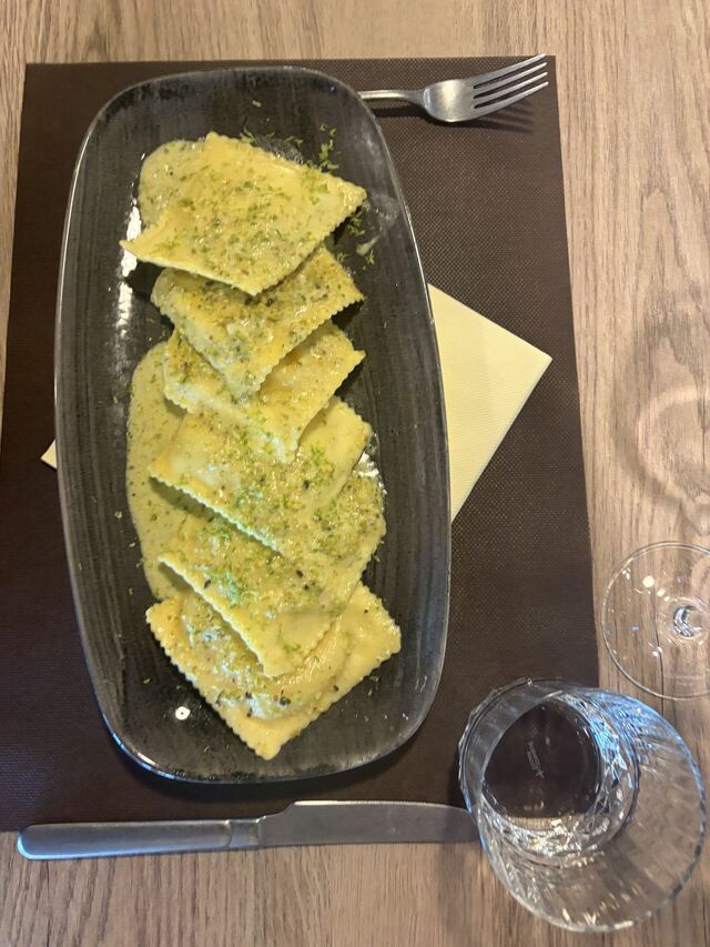 RAVIOLE RICOTTA ET PISTACHE