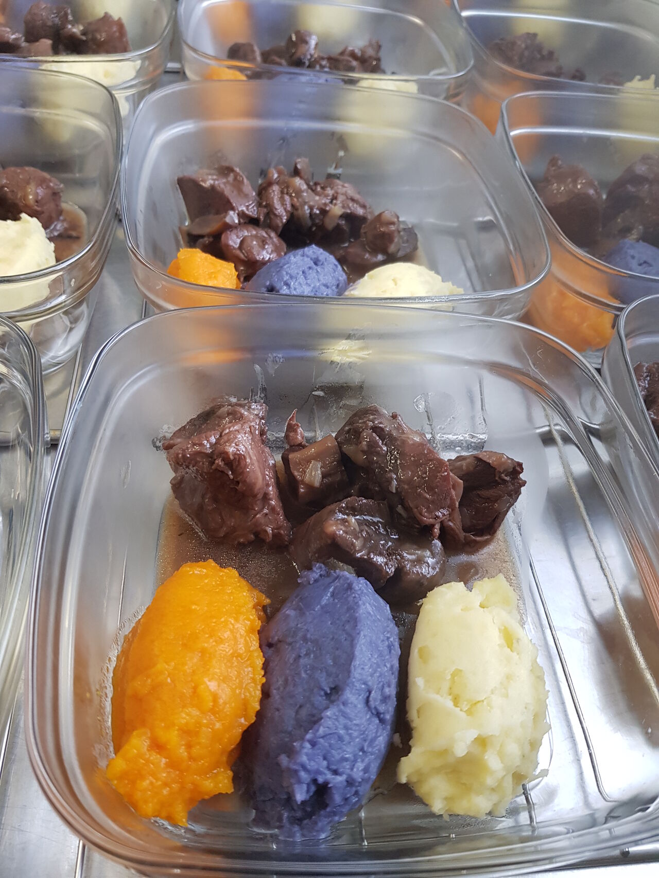 Sauté de cerf et trio de purée