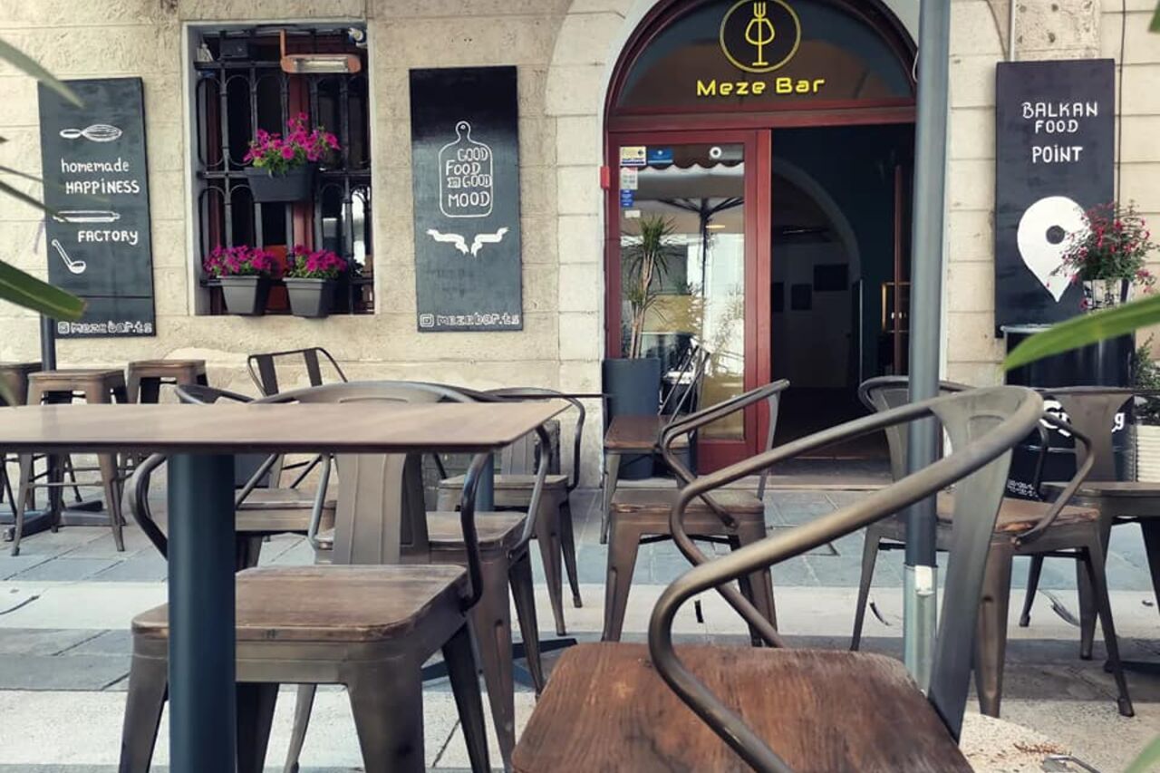 MEZE BAR
