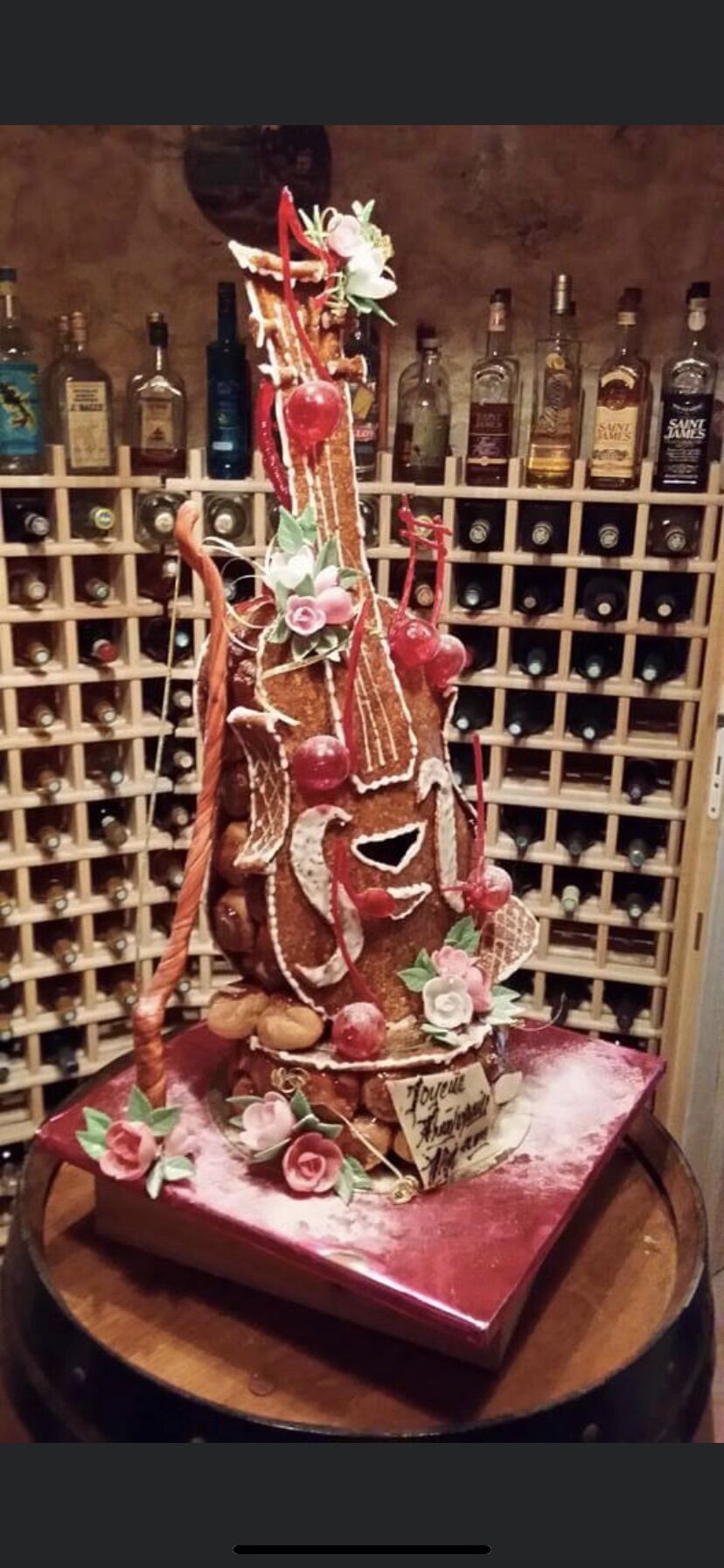 Violon en choux nougatine