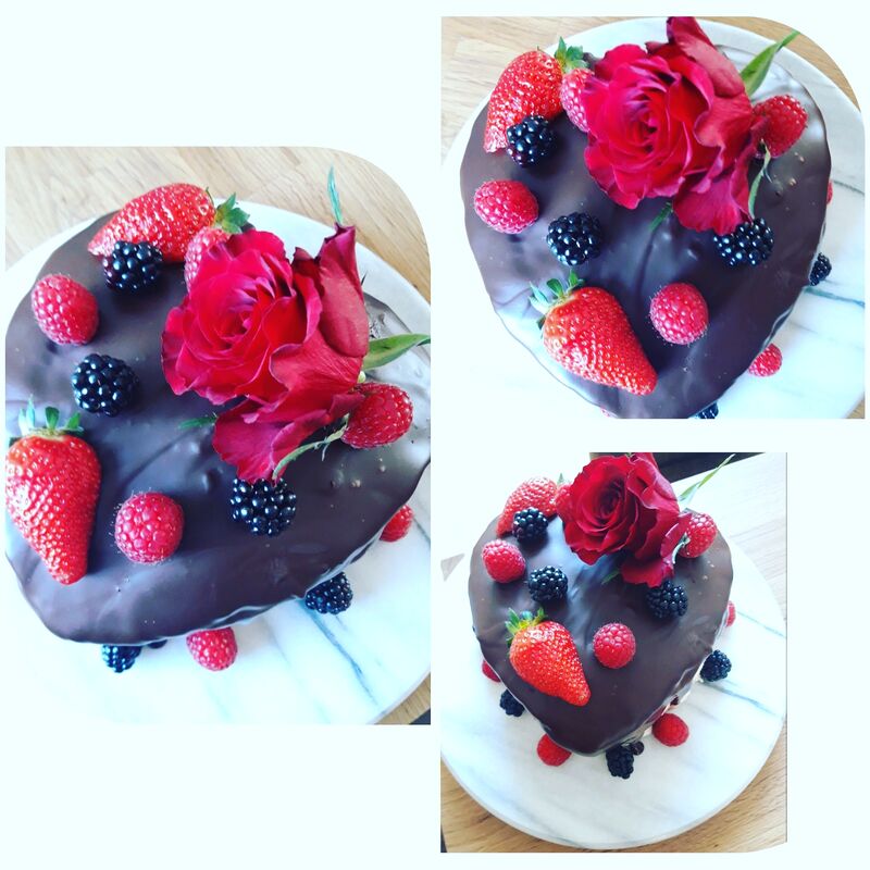 Herzform Drip Cake