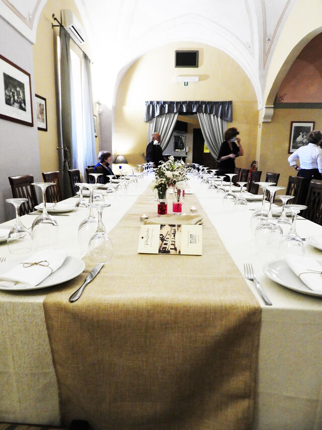 tavolo imperiale per cene e pranzi di cerimonie